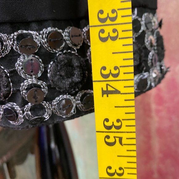 📌Tiana B. 70s Style Beaded Trim Shift Dress - Picture 7 of 12